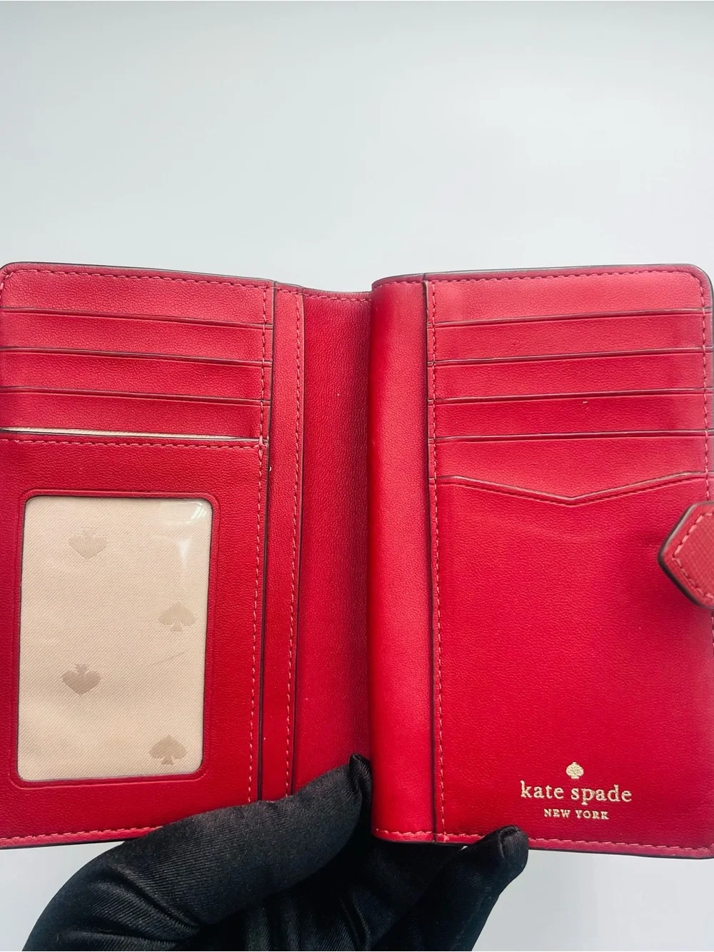 kate Spade New York Compact Bifold Wallet EUC